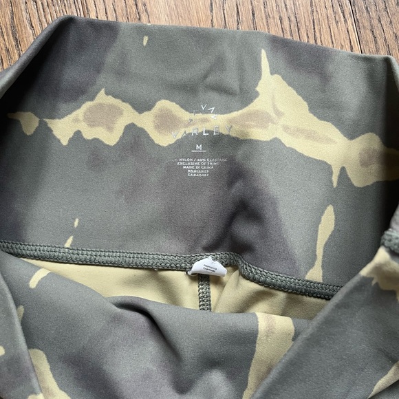 Varley Athletic Leggings - Picture 6 of 7